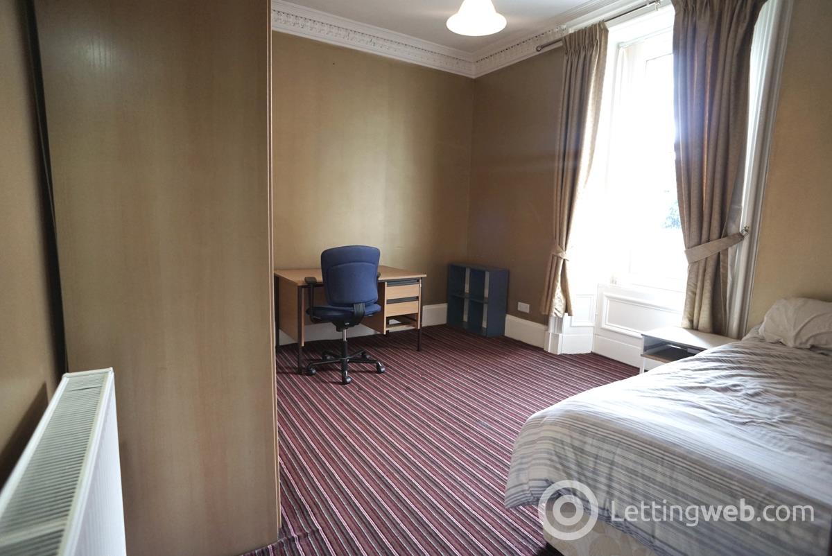 Property to rent in 102 Albert Road