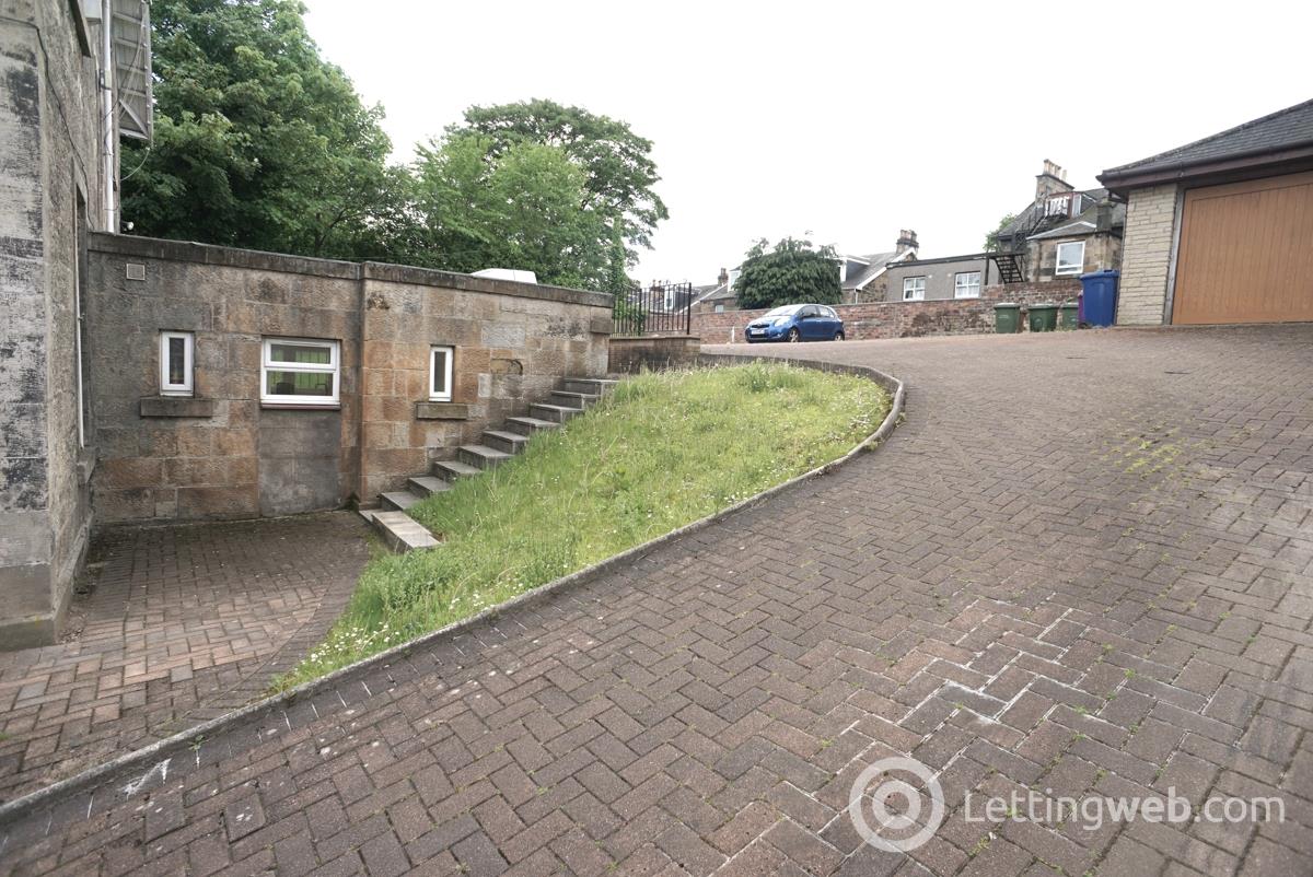 Property to rent in 102 Albert Road