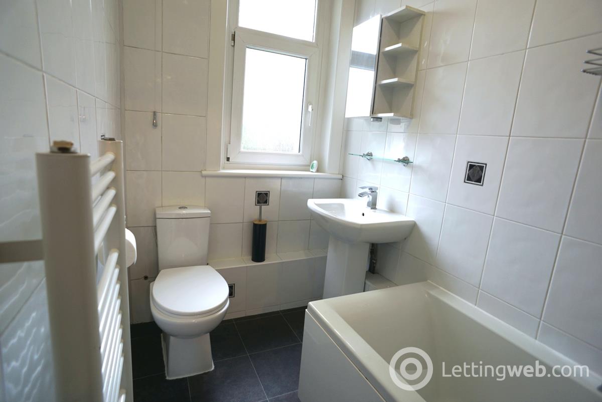 Property to rent in 2 Haughburn Road