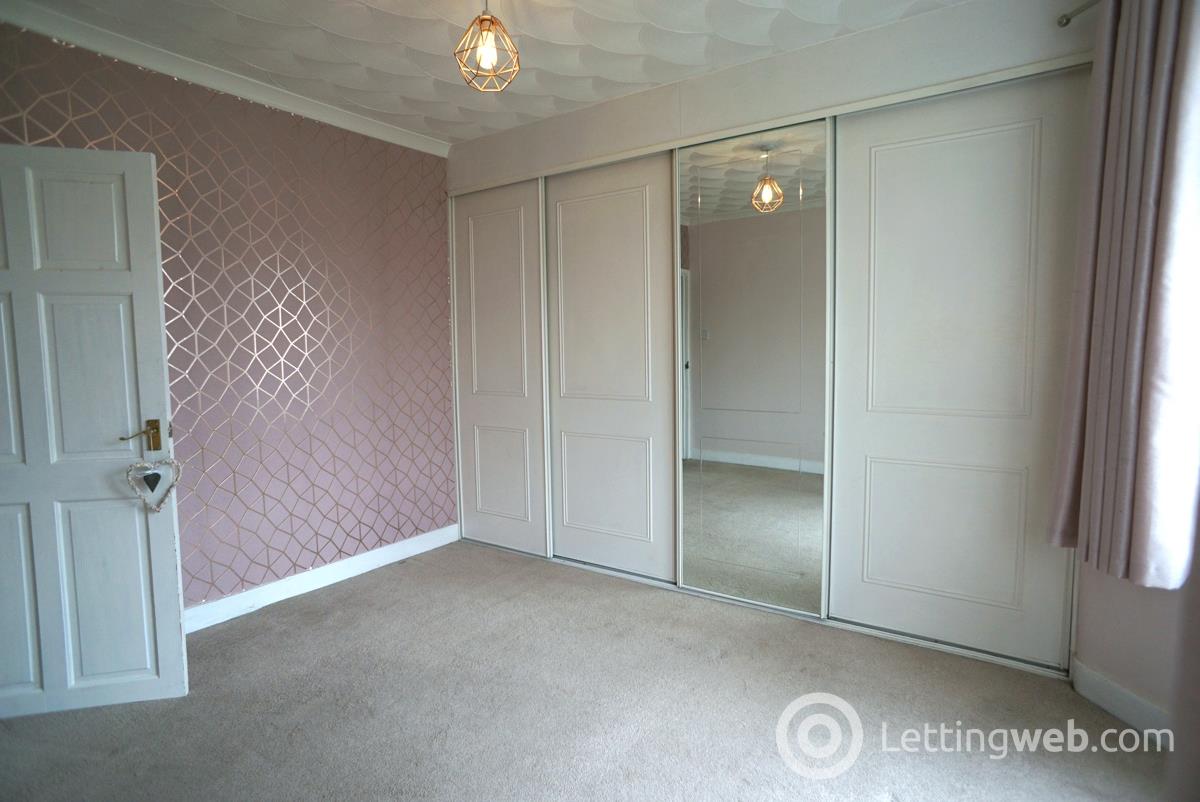 Property to rent in 2 Haughburn Road