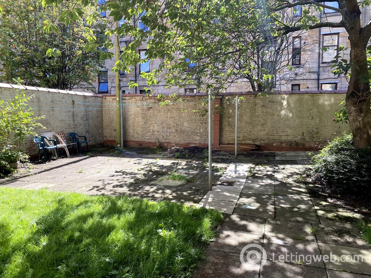 Property to rent in 402 Allison Street