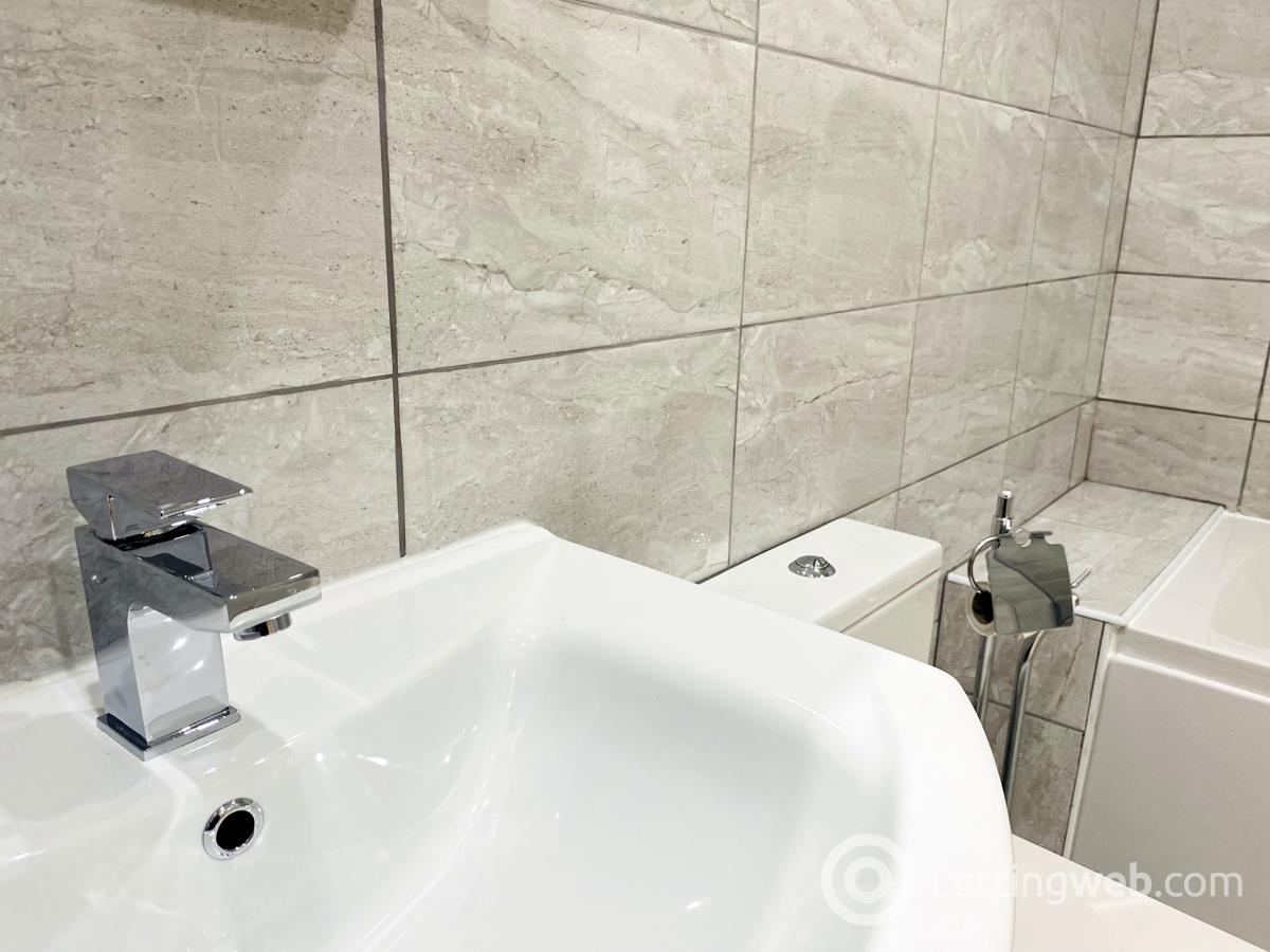 Property to rent in 9 Bruce Road Flat B1