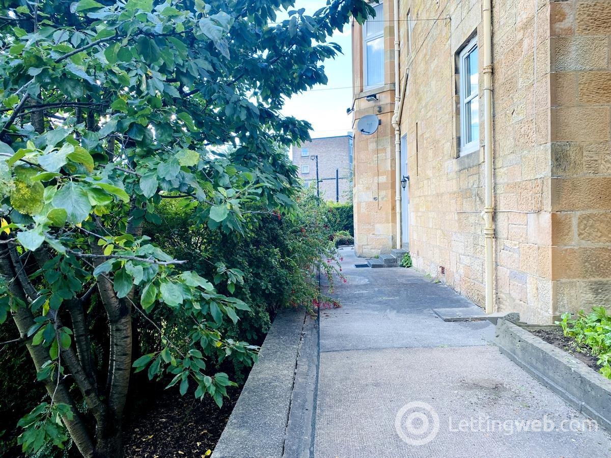 Property to rent in 9 Bruce Road Flat B1