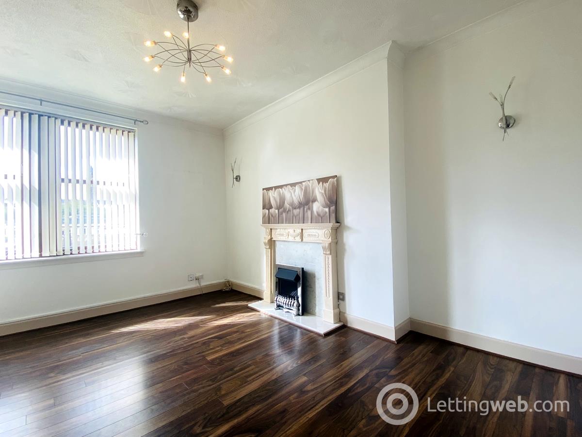 Property to rent in 450 Crookston Road