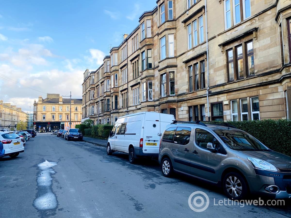 Property to rent in 25 Albert Avenue