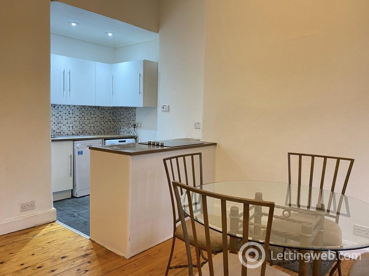 Property to rent in Westclyffe Street