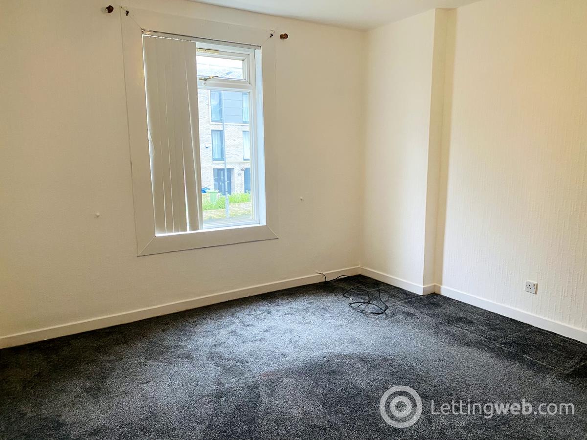 Property to rent in 12 Wellmeadow Road Thornliebank