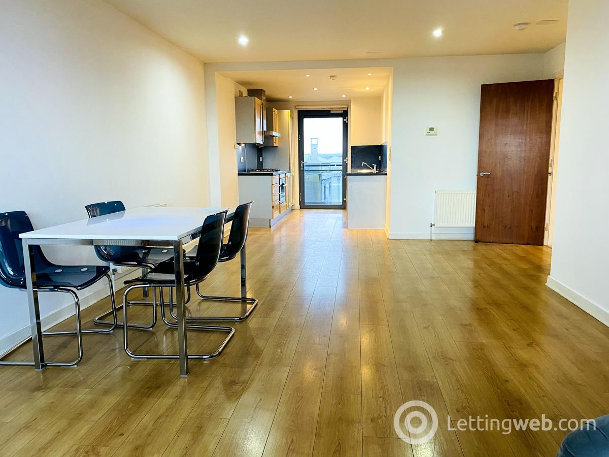 Property to rent in Glasgow Harbour Terrace