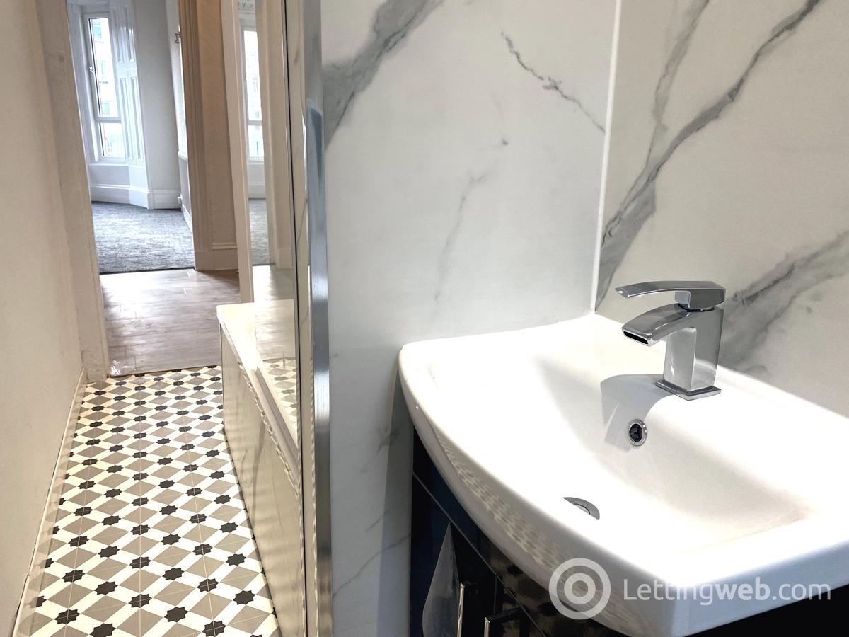 Property to rent in 121 Finlay Drive