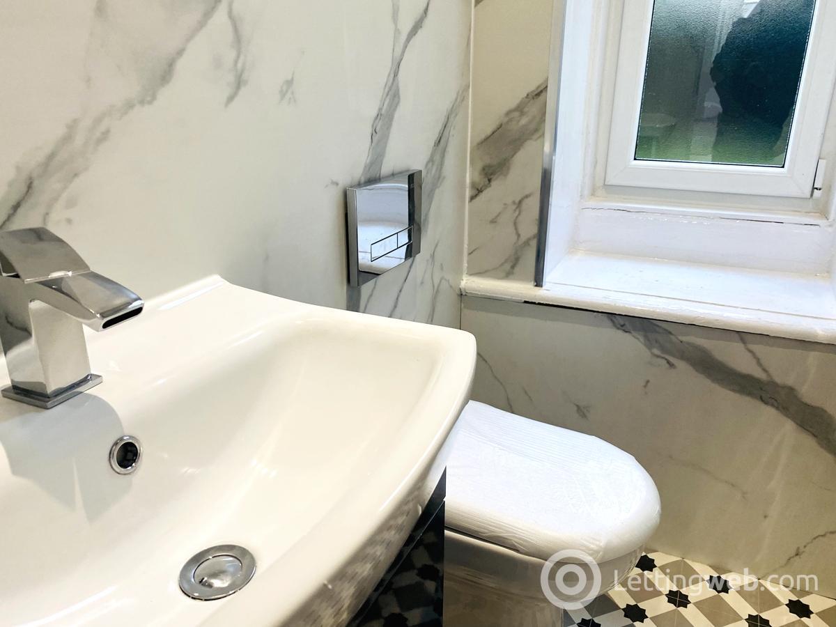 Property to rent in 121 Finlay Drive