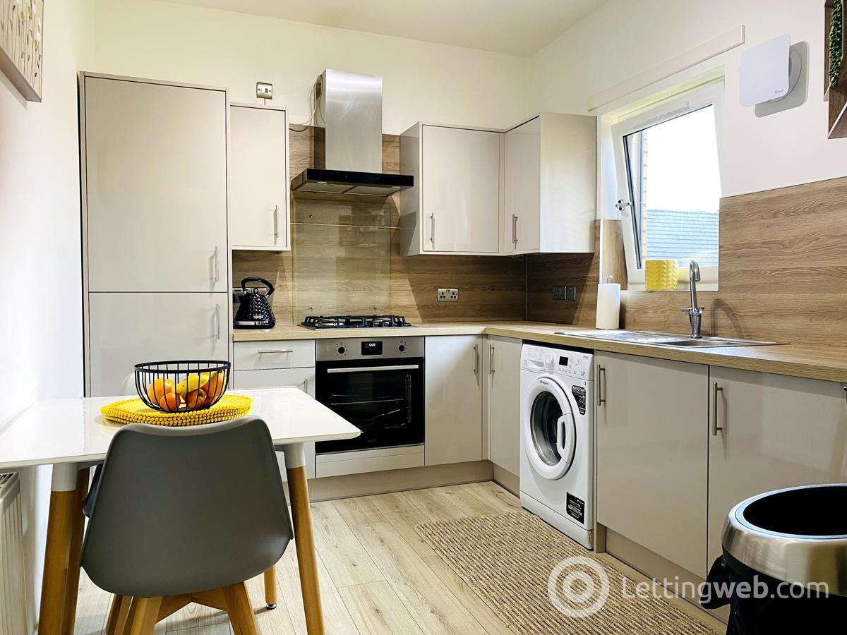 Property to rent in 6 Hopehill Gardens