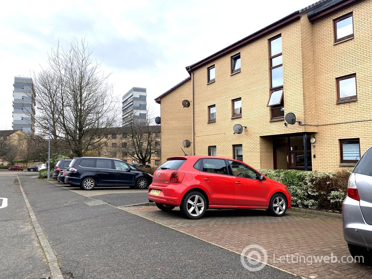 Property to rent in 6 Hopehill Gardens