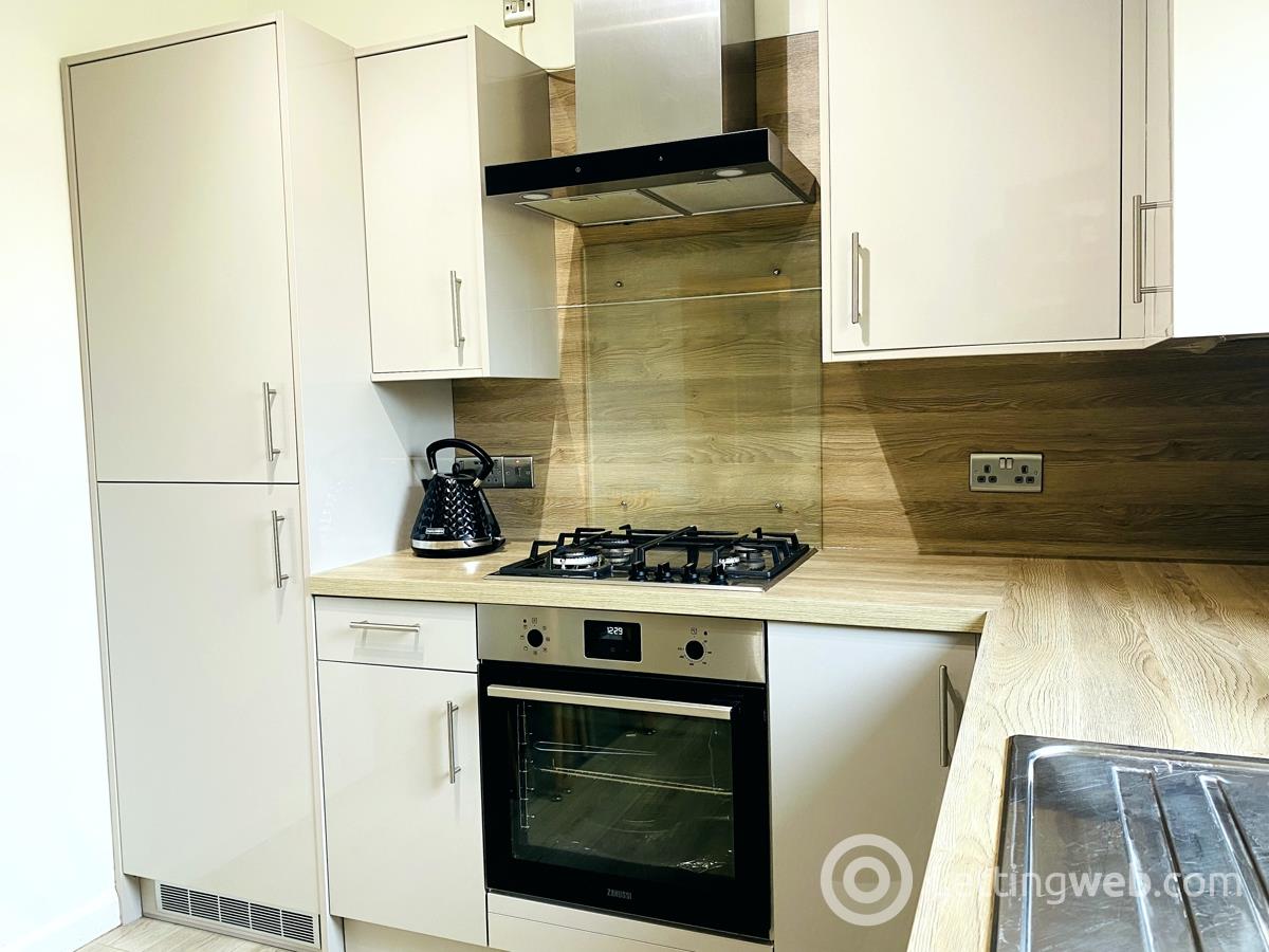 Property to rent in 6 Hopehill Gardens