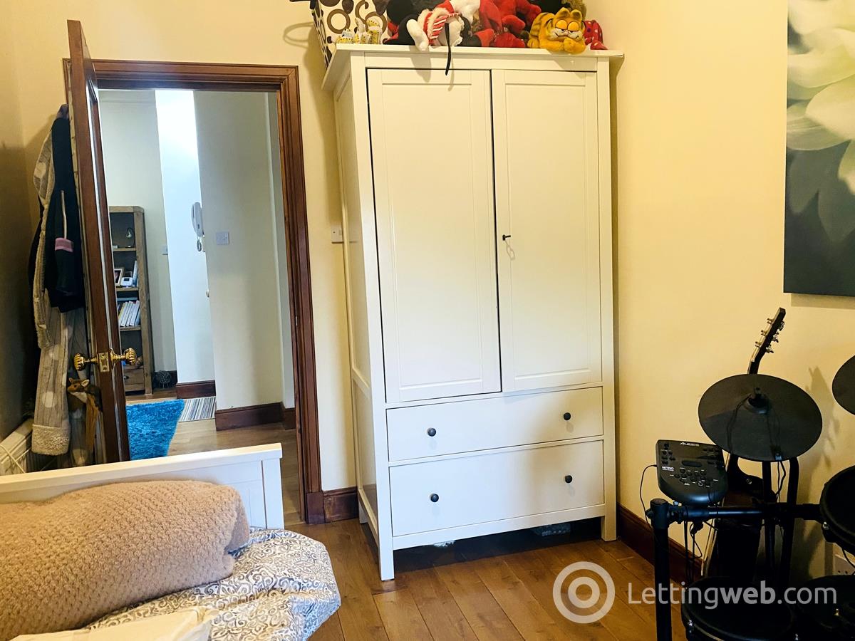Property to rent in 80 Shawhill Road