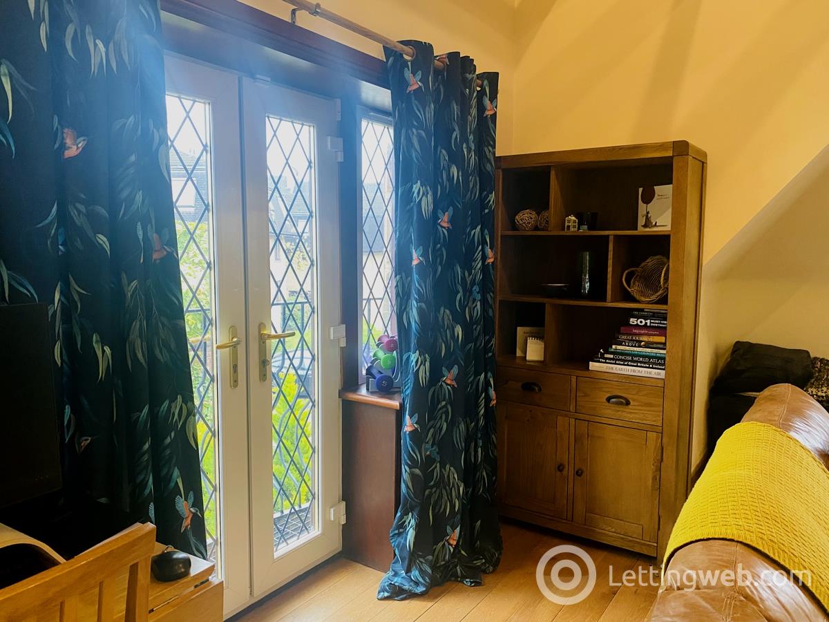 Property to rent in 80 Shawhill Road