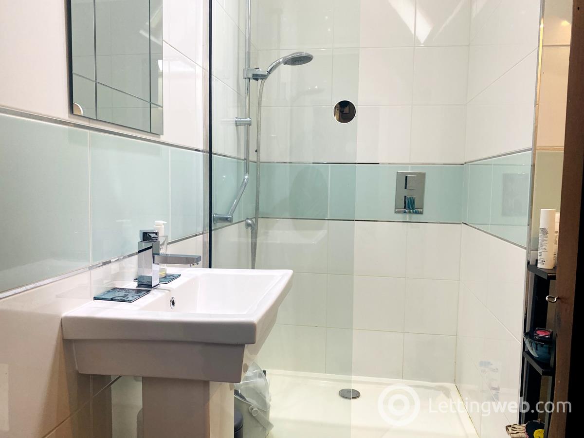 Property to rent in 80 Shawhill Road