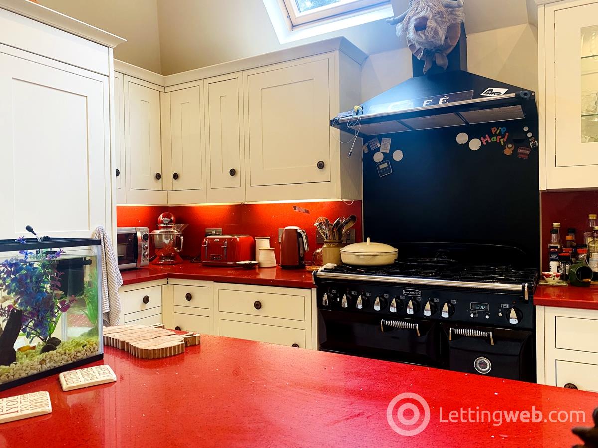Property to rent in 80 Shawhill Road