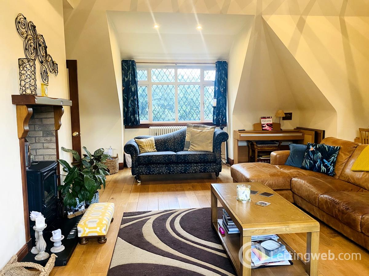 Property to rent in 80 Shawhill Road
