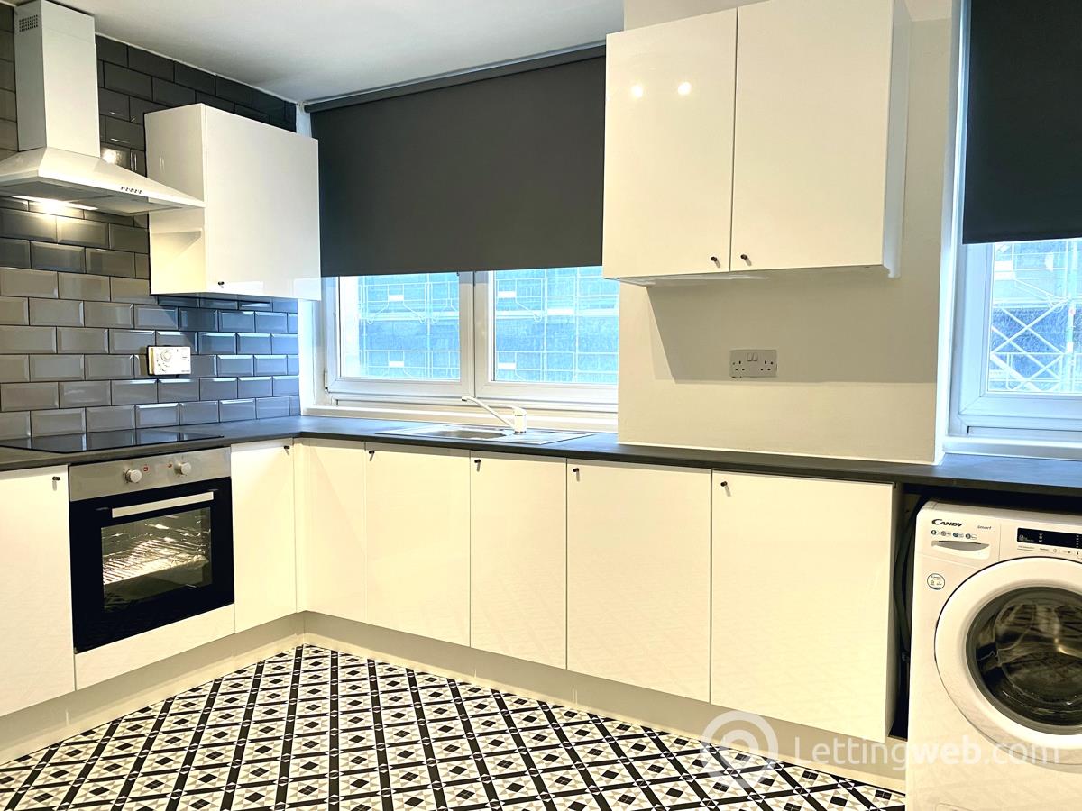 Property to rent in 9 Watson Street Flat 5