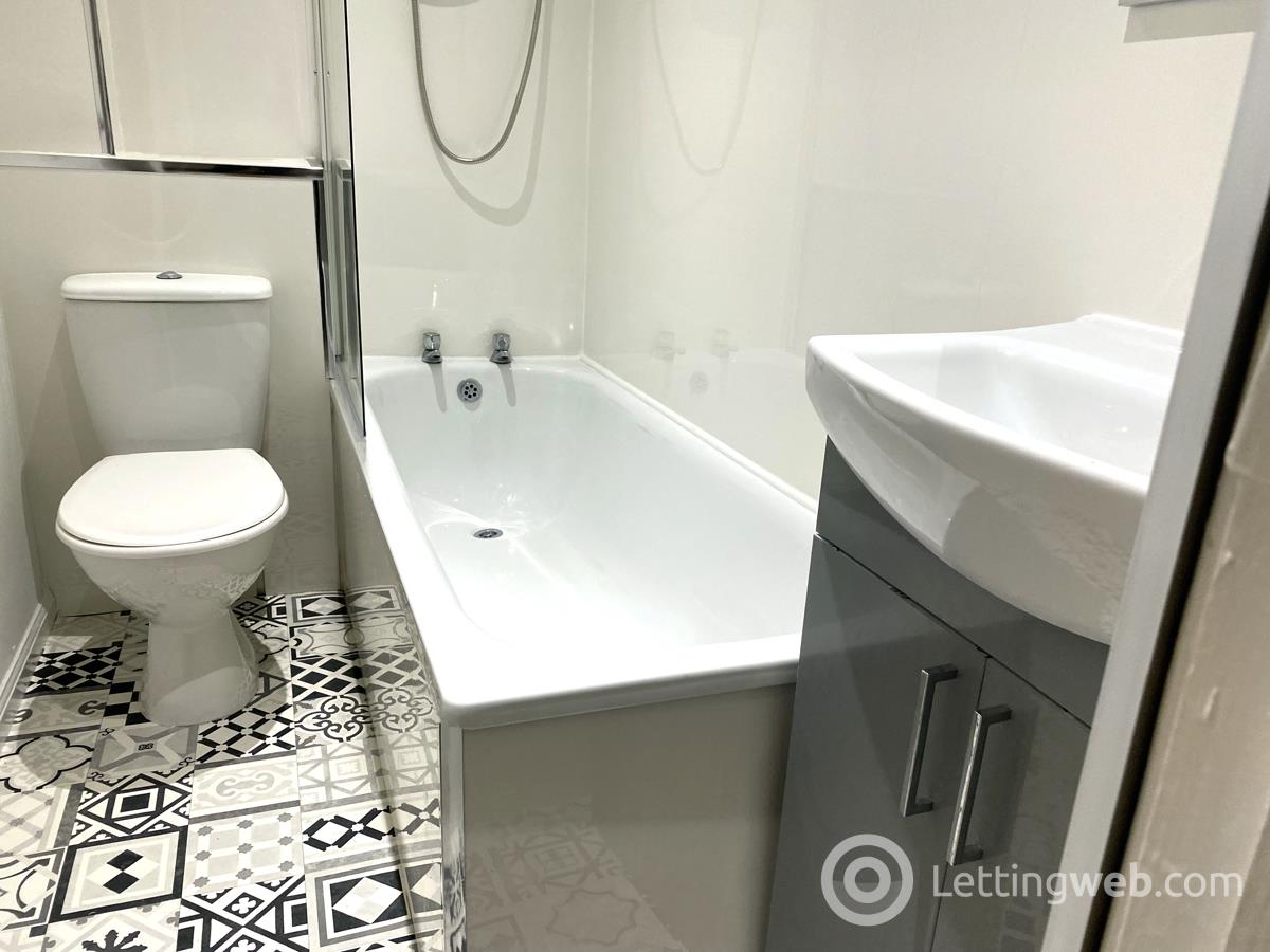 Property to rent in 9 Watson Street Flat 5
