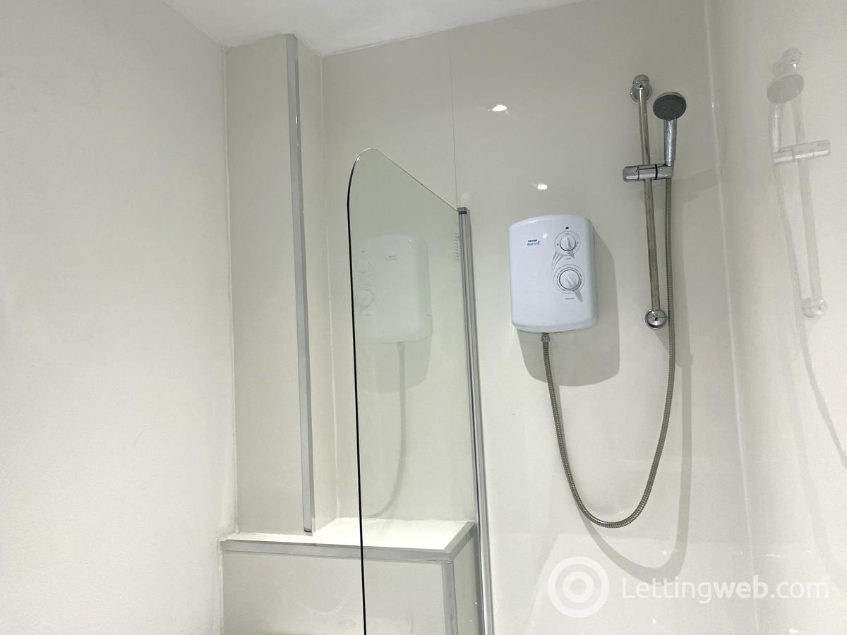 Property to rent in 9 Watson Street Flat 5
