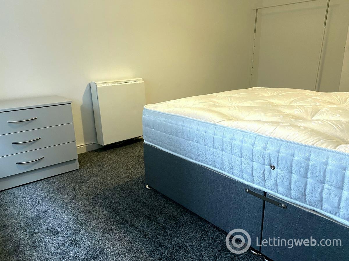 Property to rent in 9 Watson Street Flat 5