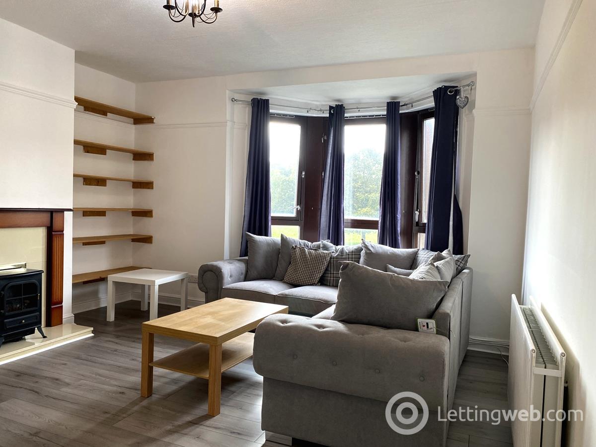 Property to rent in 256 Nether Auldhouse Road
