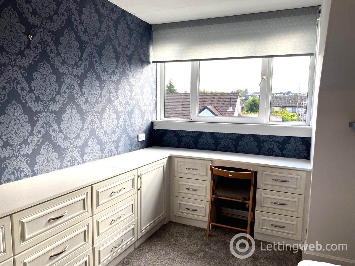 Property to rent in 3 Castlehill Drive, Glasgow