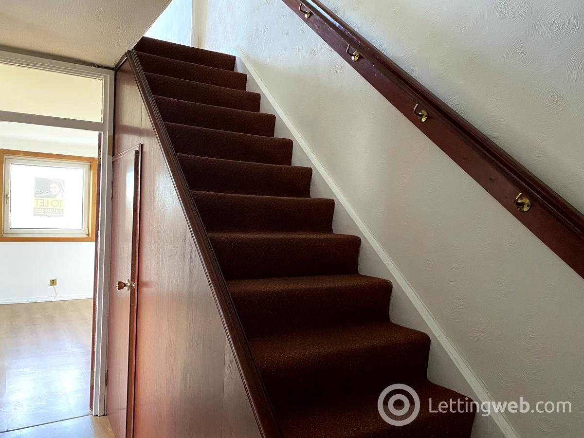 Property to rent in 16 Woodend Road Rutherglen