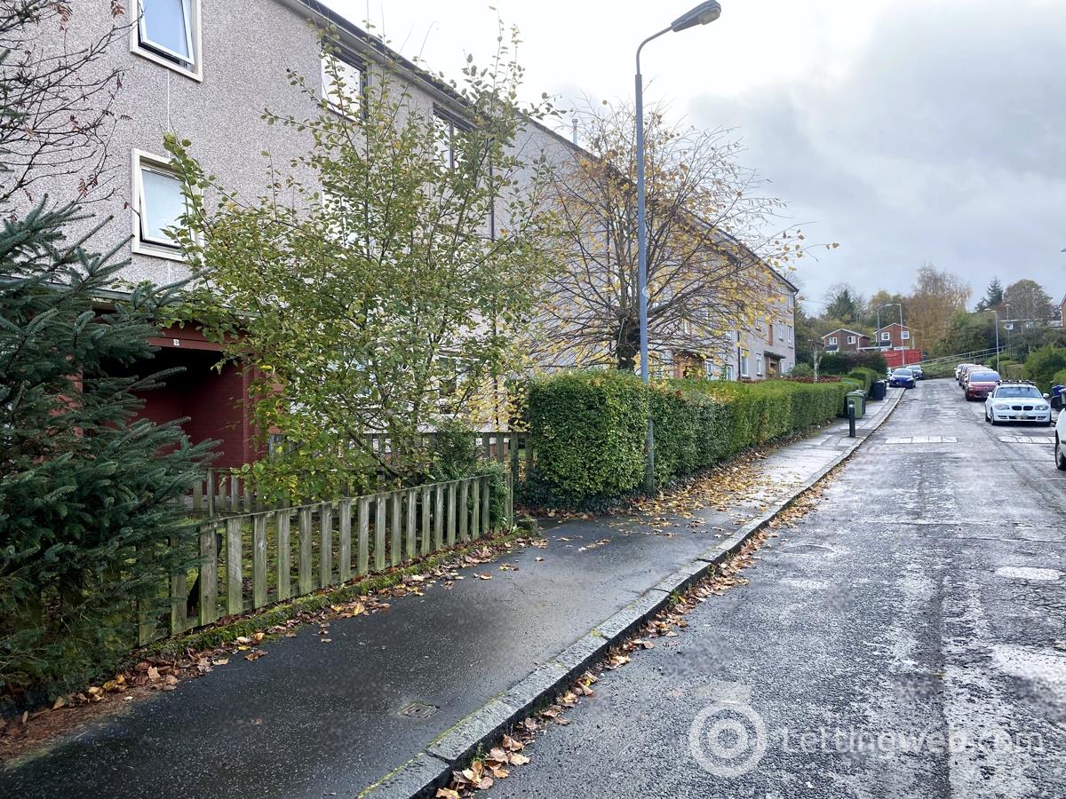 Property to rent in 3 Dalmeny Drive