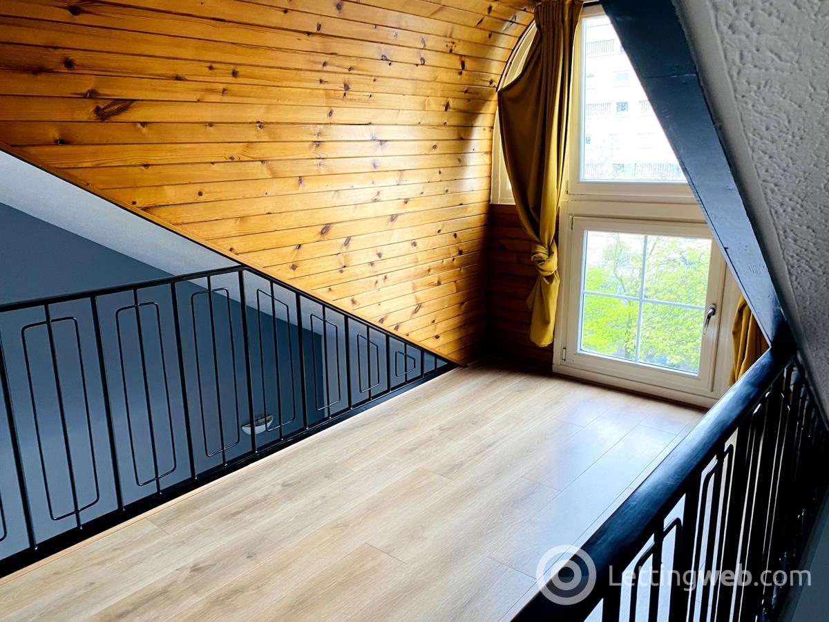 Property to rent in St Vincent St