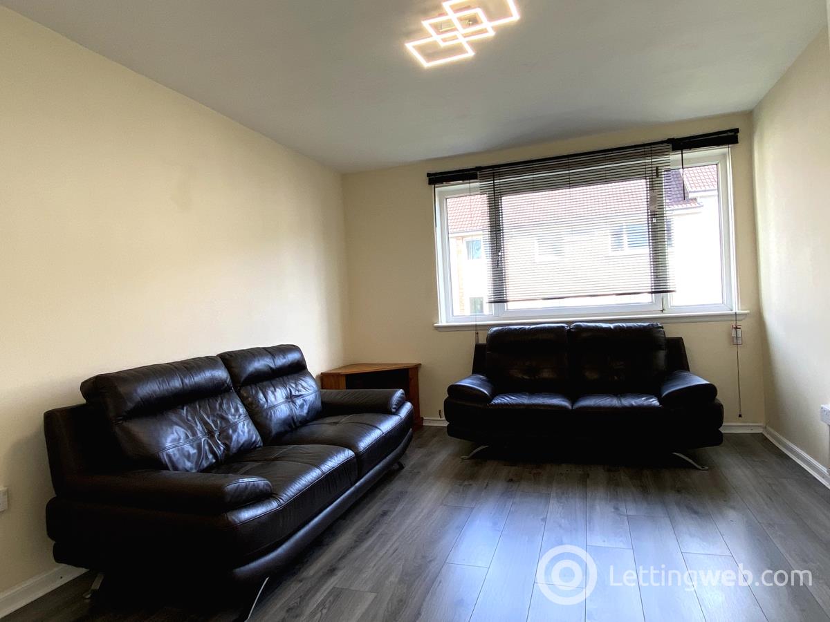Property to rent in 5 Maxwell Grove