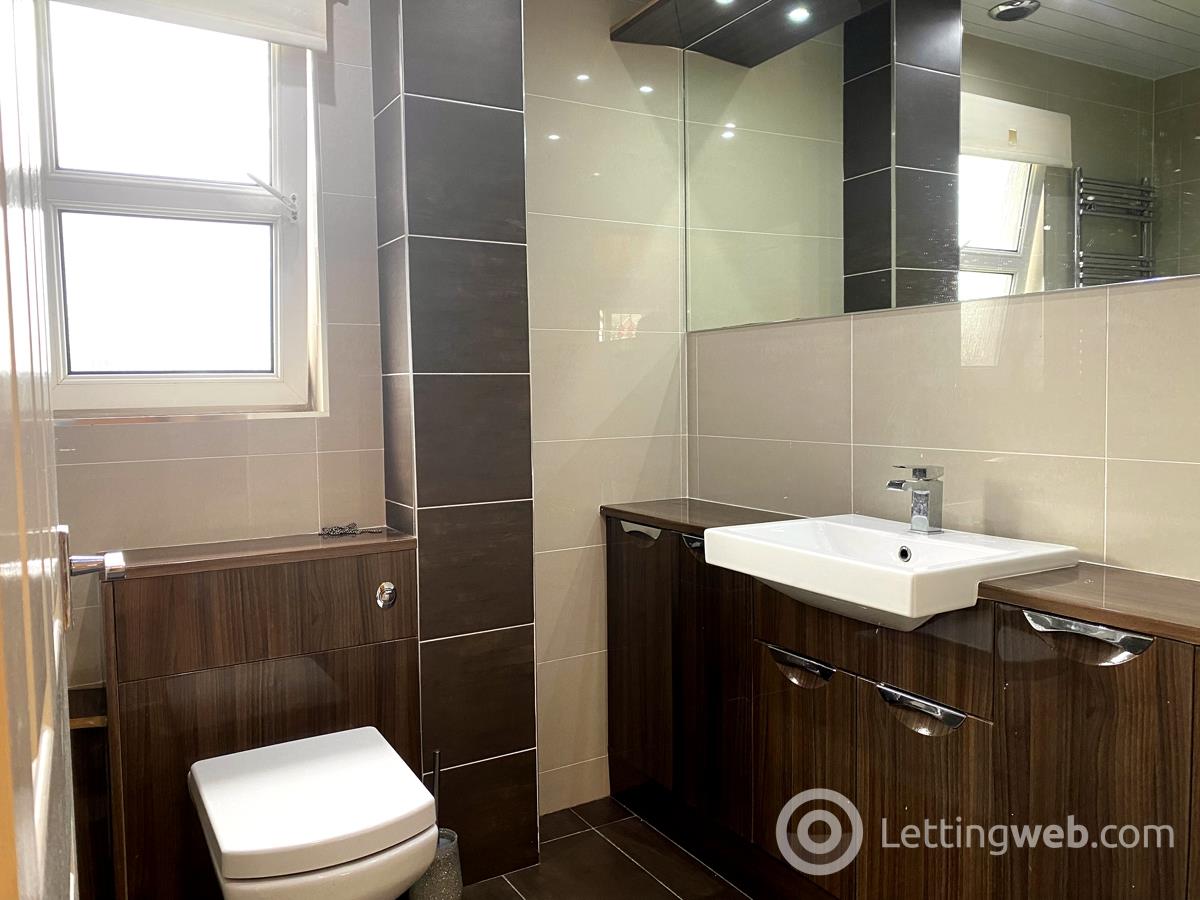 Property to rent in 15 Laurel Wynd
