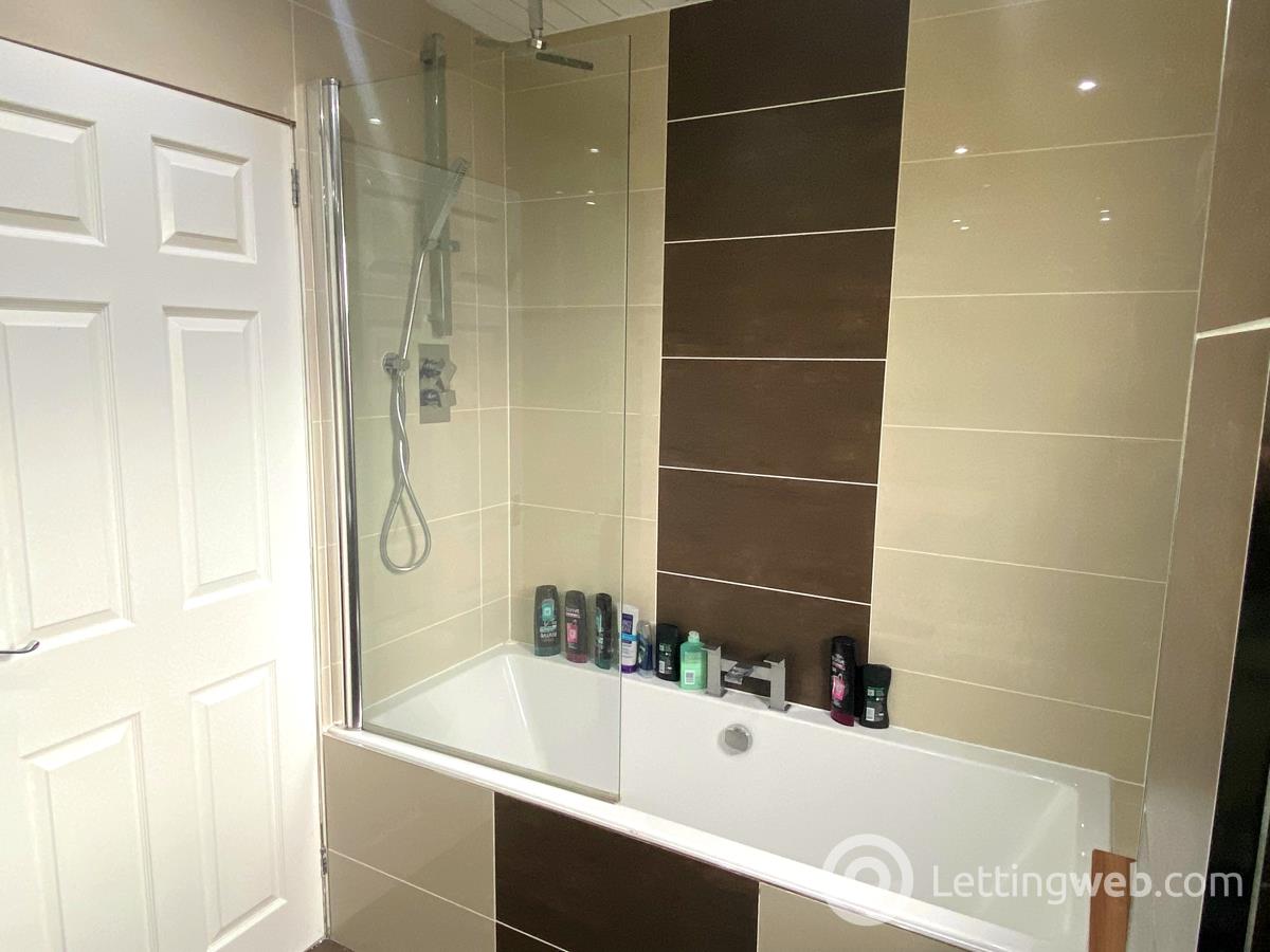 Property to rent in 15 Laurel Wynd