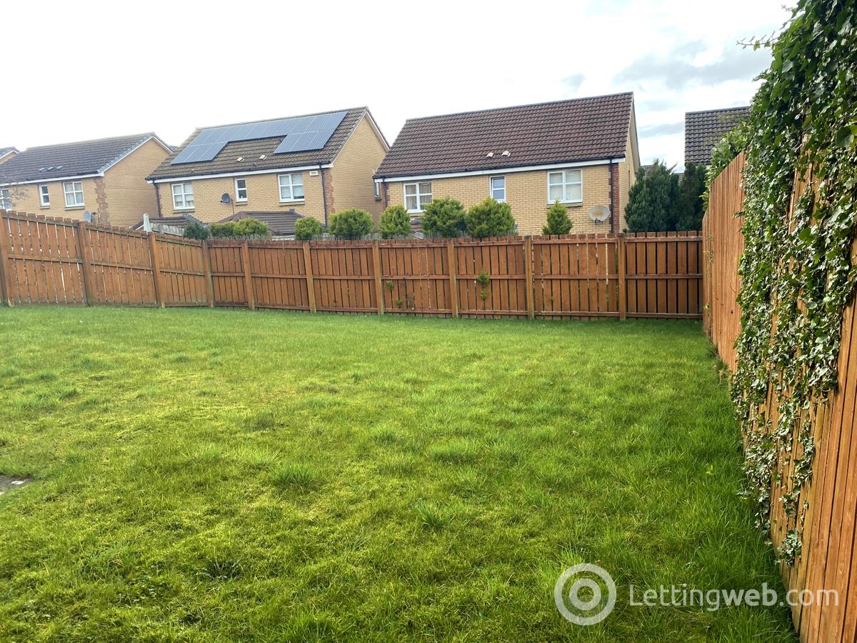 Property to rent in 15 Laurel Wynd