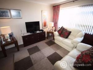 Property to rent in waverly drive