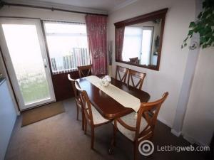 Property to rent in waverly drive