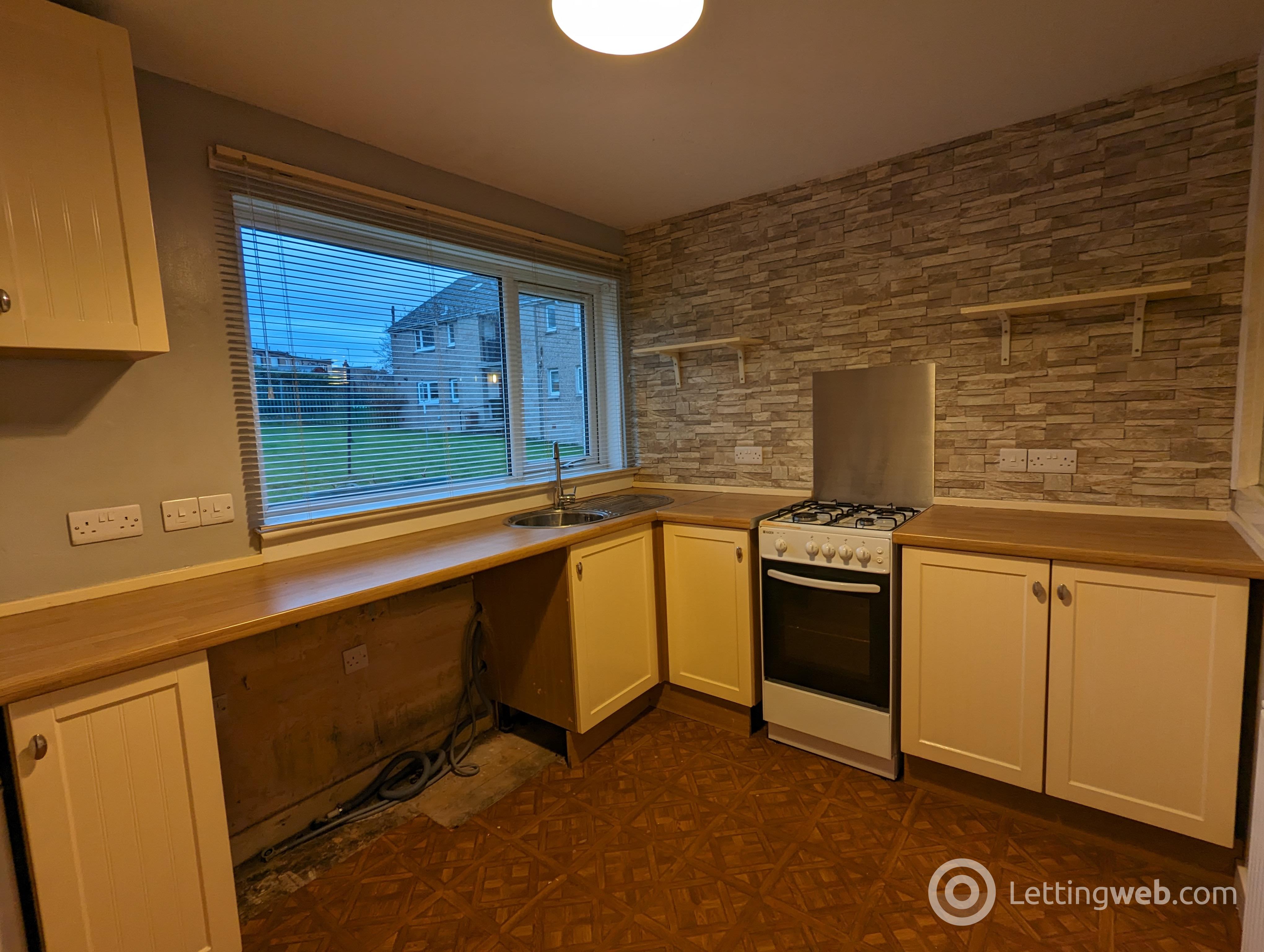 Property to rent in Northfield Drive, Edinburgh, EH8 7RJ Lettingweb