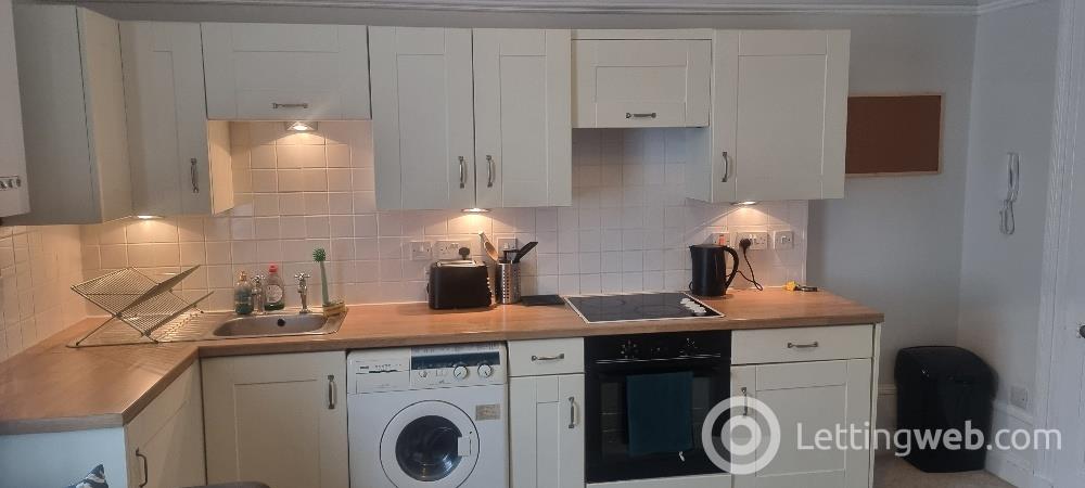 Property to rent in Rose Street, Aberdeen