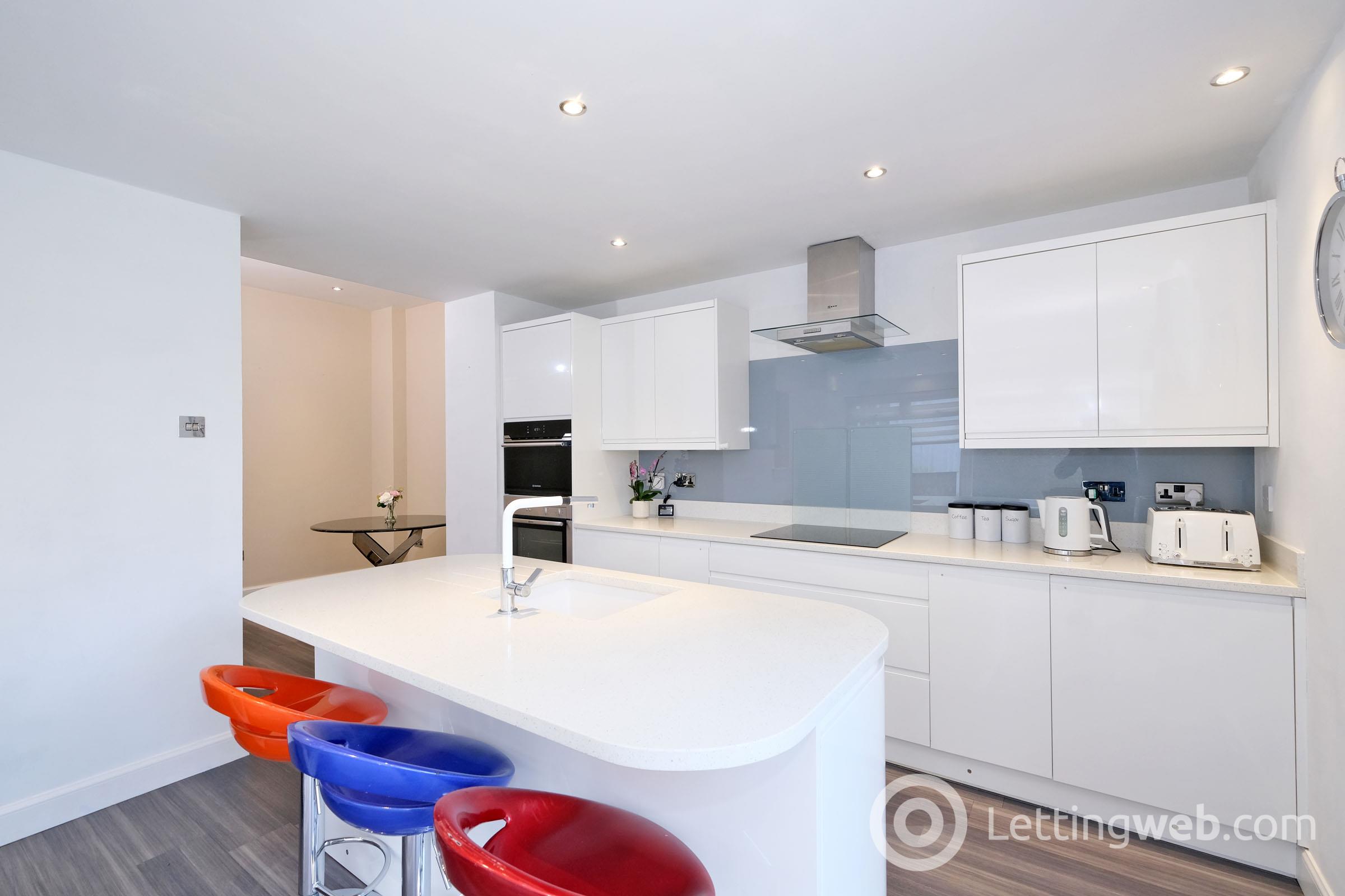 Property to rent in 50 Angusfield Aveue