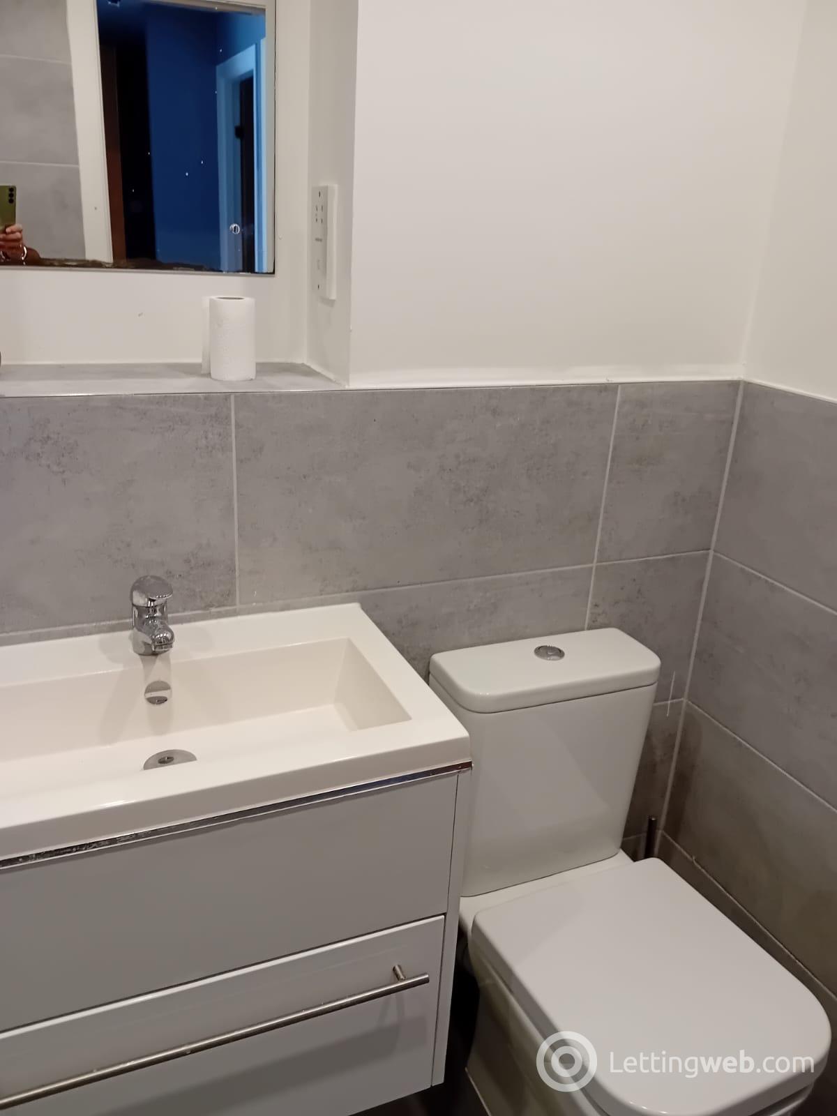 Property to rent in 30 Marywell Street