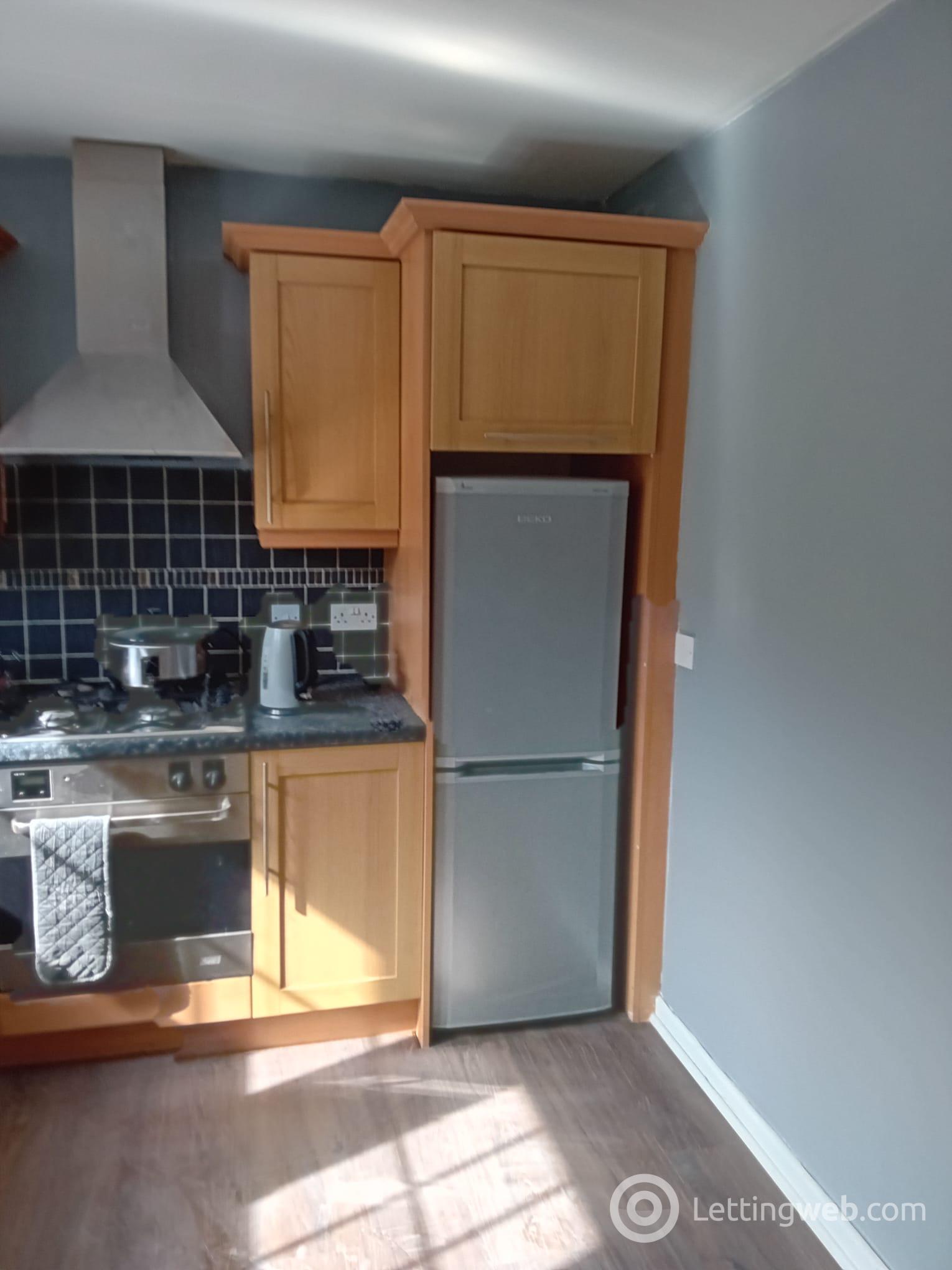 Property to rent in 30 Marywell Street