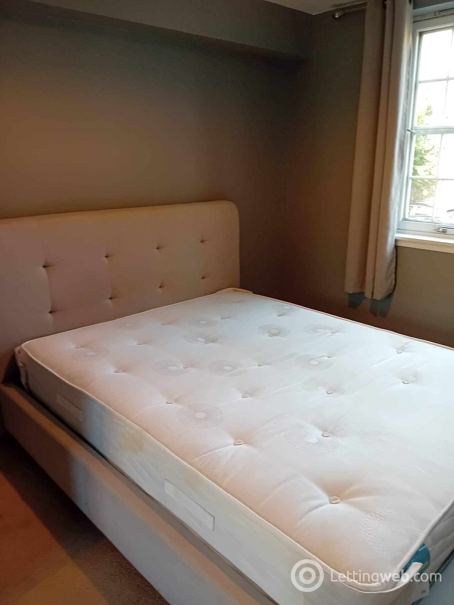 Property to rent in 30 Marywell Street