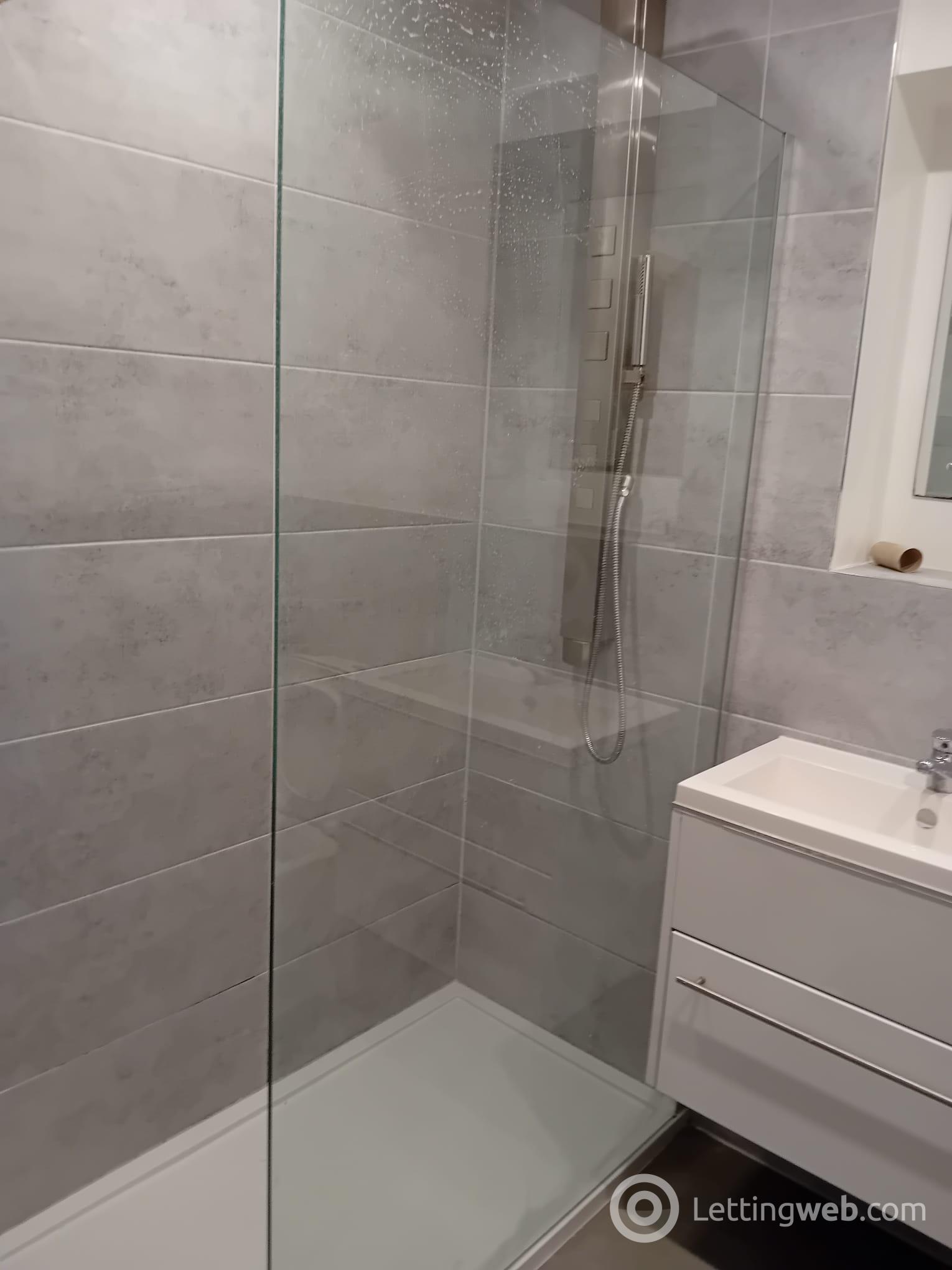 Property to rent in 30 Marywell Street