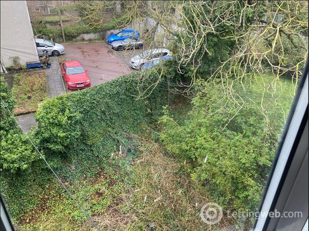 Property to rent in 12 Margaret Street