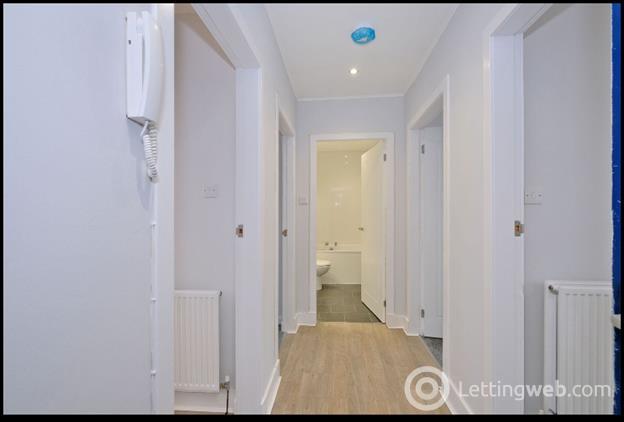 Property to rent in 12 Margaret Street