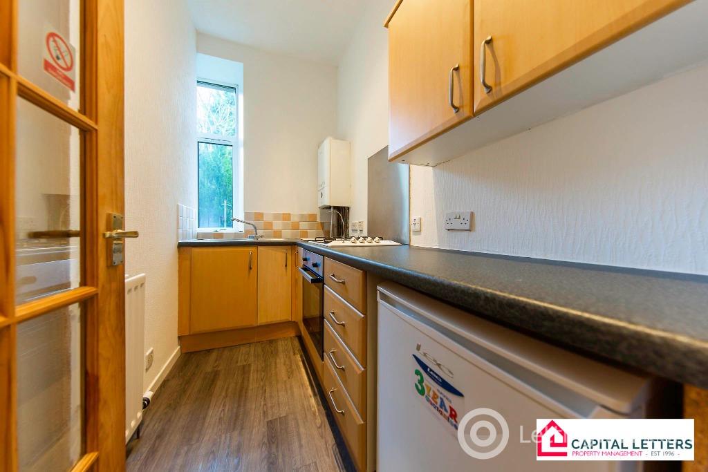 Property to rent in 214 Rosemount Place