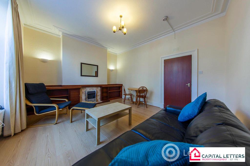 Property to rent in 9a Wallfield Place