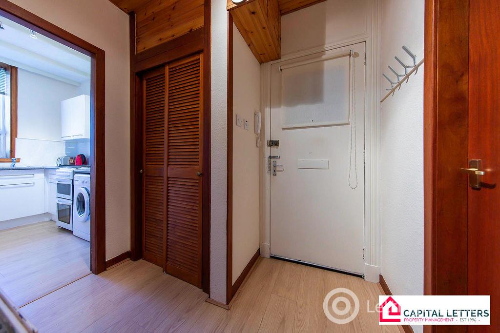 Property to rent in 9a Wallfield Place