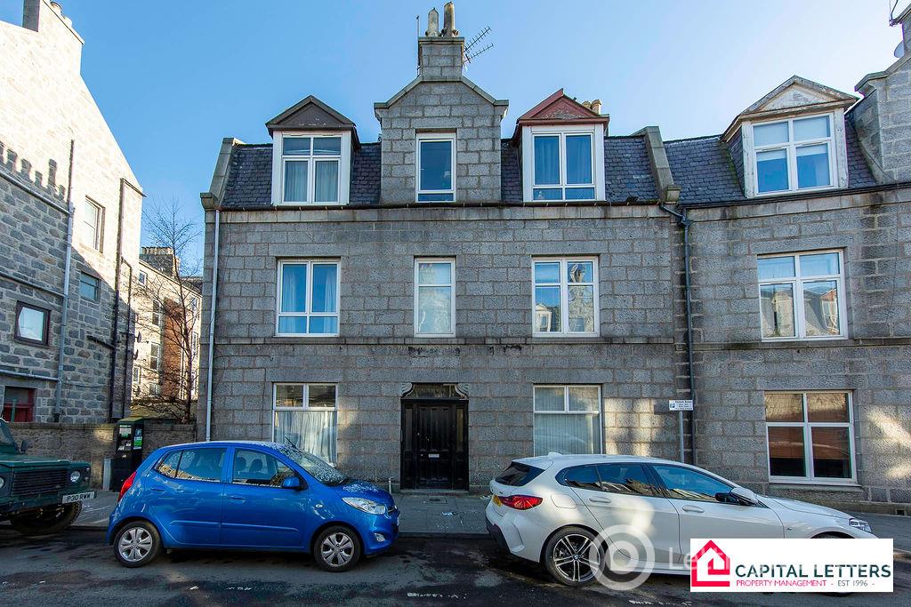 Property to rent in 9a Wallfield Place